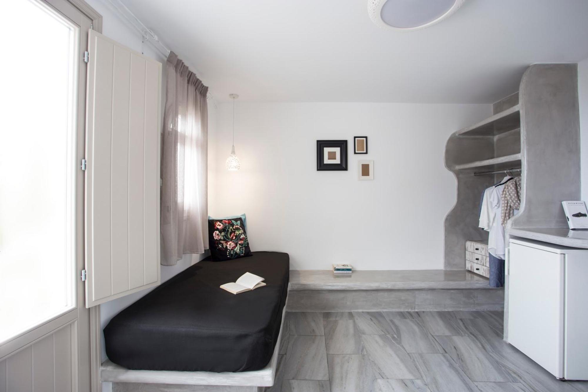 Hotel Theartemis Perissa Habitación foto